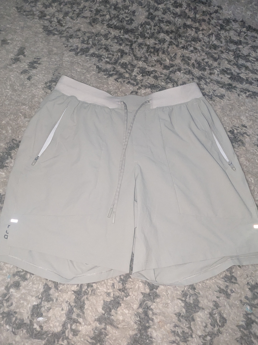 lululemon athletica Light Gray Men’s Athletic Drawstring Shorts